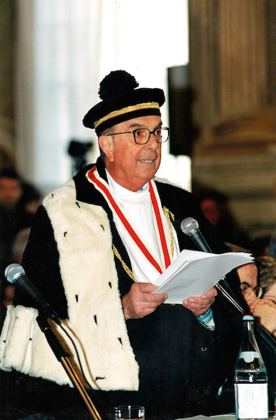 IAA 2002/2003 - Il Magnifico Rettore Pontremoli durante il discorso inaugurale presso l’Aula Magna del Palazzo dell’Università di Genova
